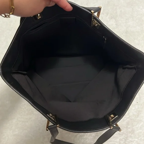 Authentic Gucci Brown and Black Monogram Tote Bag - Picture 4 of 12